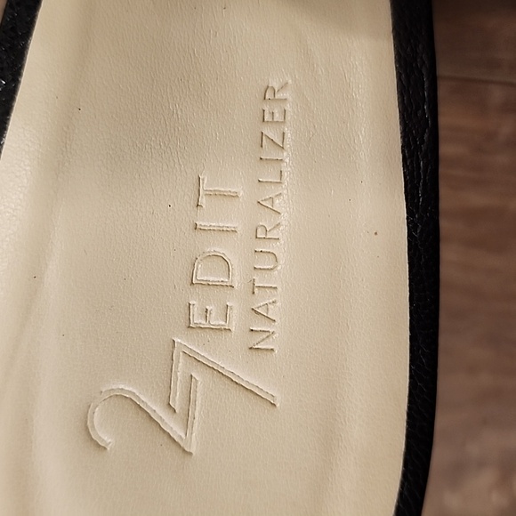 27 Edit Naturalizer Hunny Slingback Pump Shoes Black Leather Block Heel size 11 - Picture 4 of 13